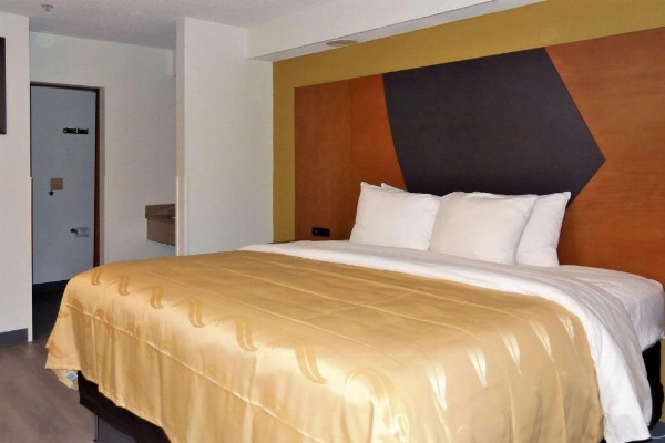 Quality Inn & Suites Raleigh North image 18