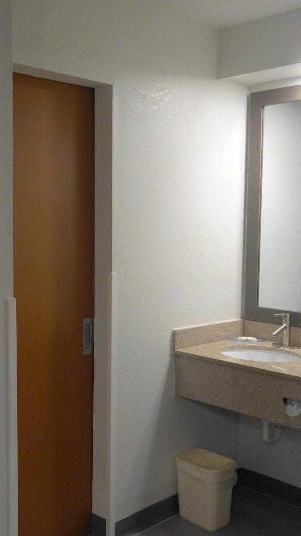 Quality Inn & Suites Raleigh North image 5